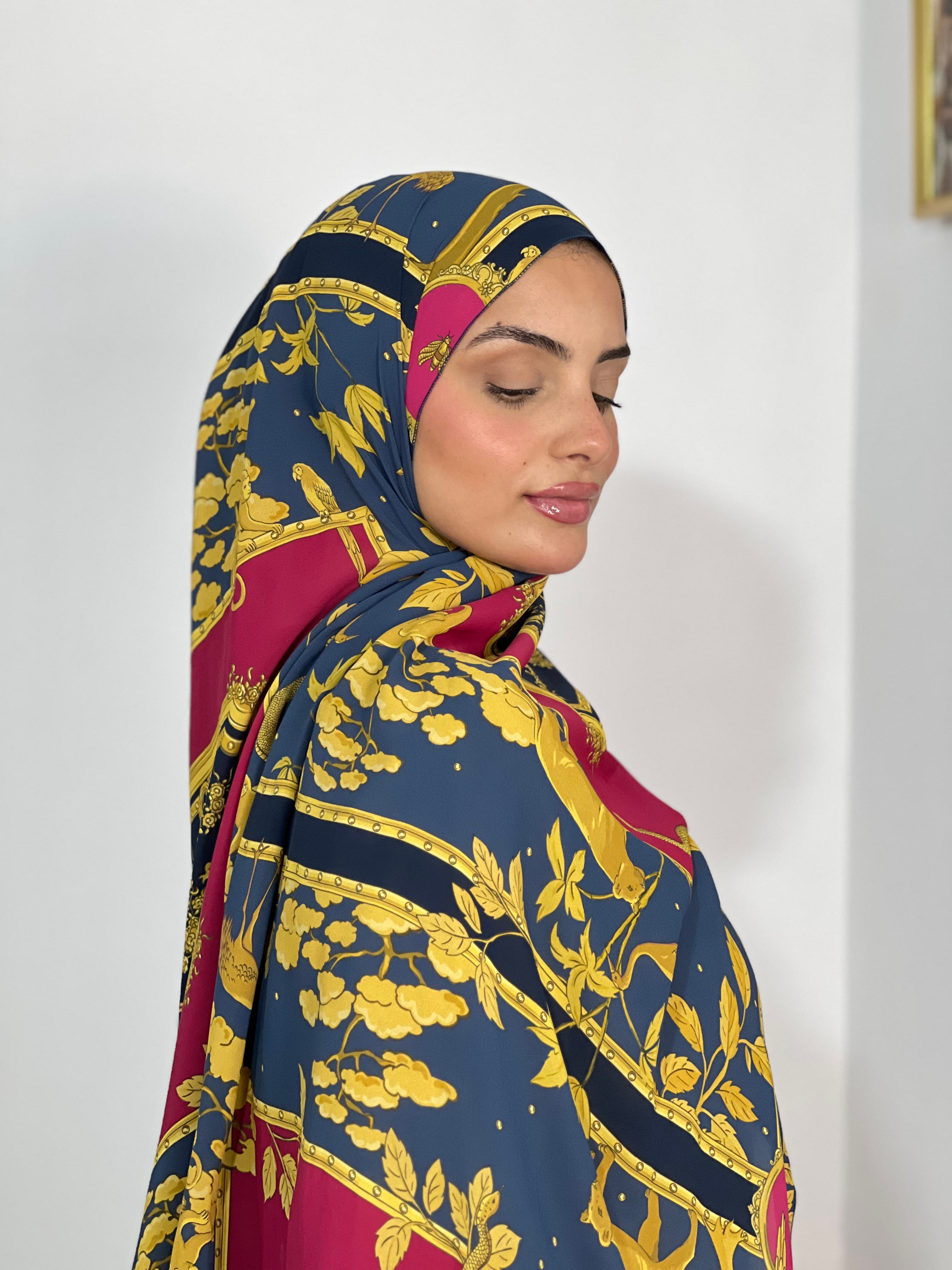 Allurina scarf - "Golden Dynasty"