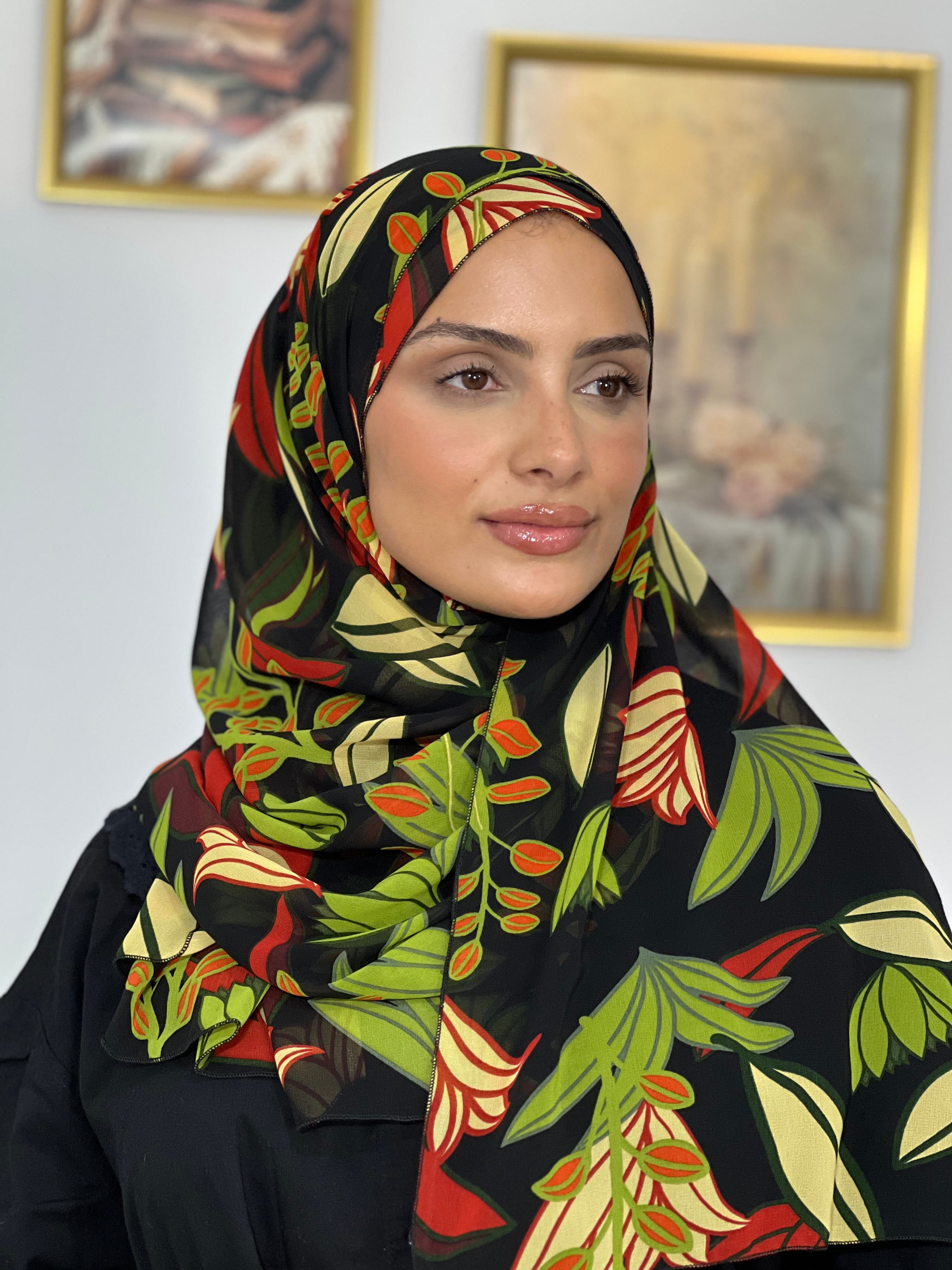 Allurina scarf - "Exotic Leaves"