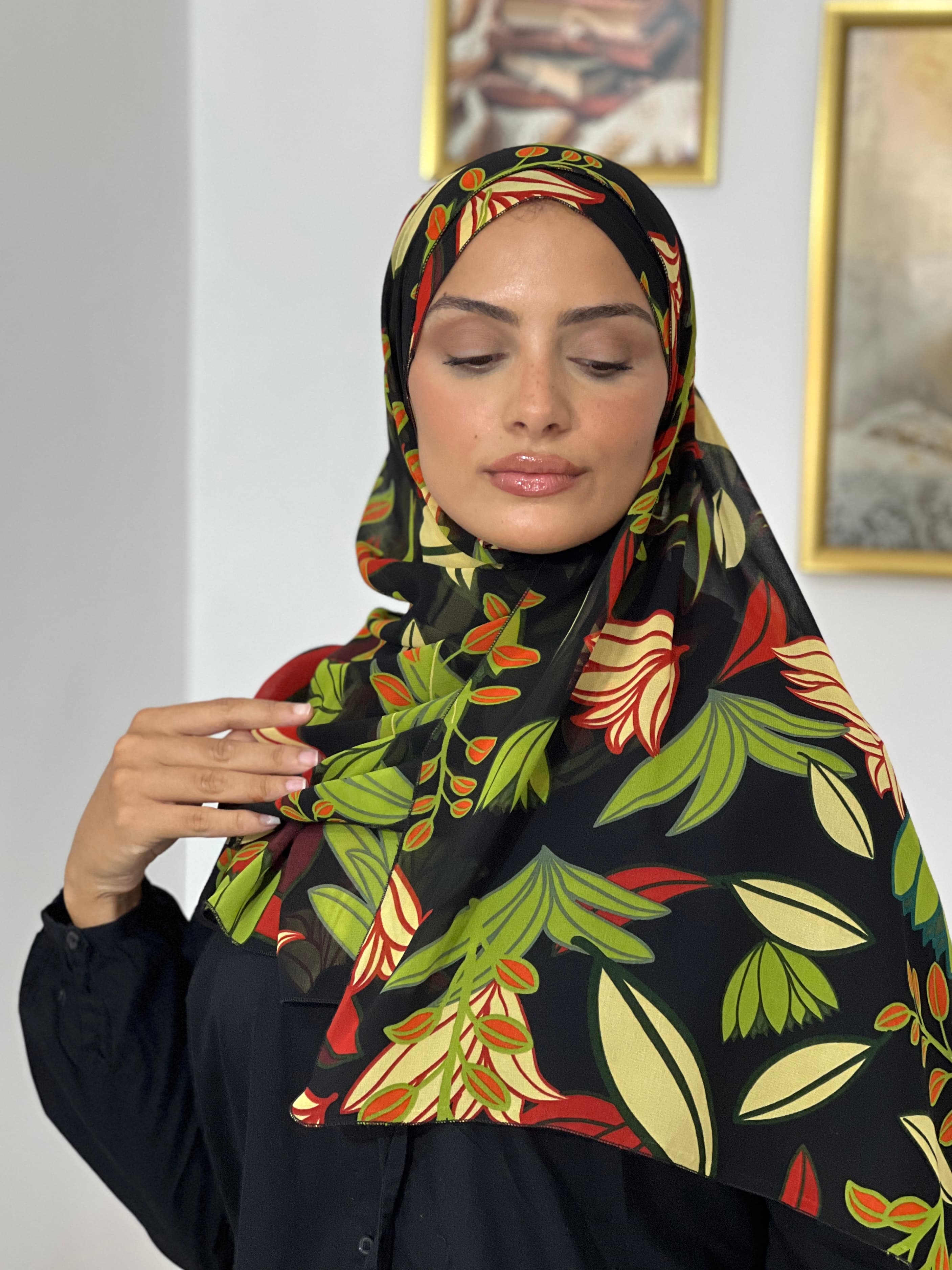 Allurina scarf - "Exotic Leaves"