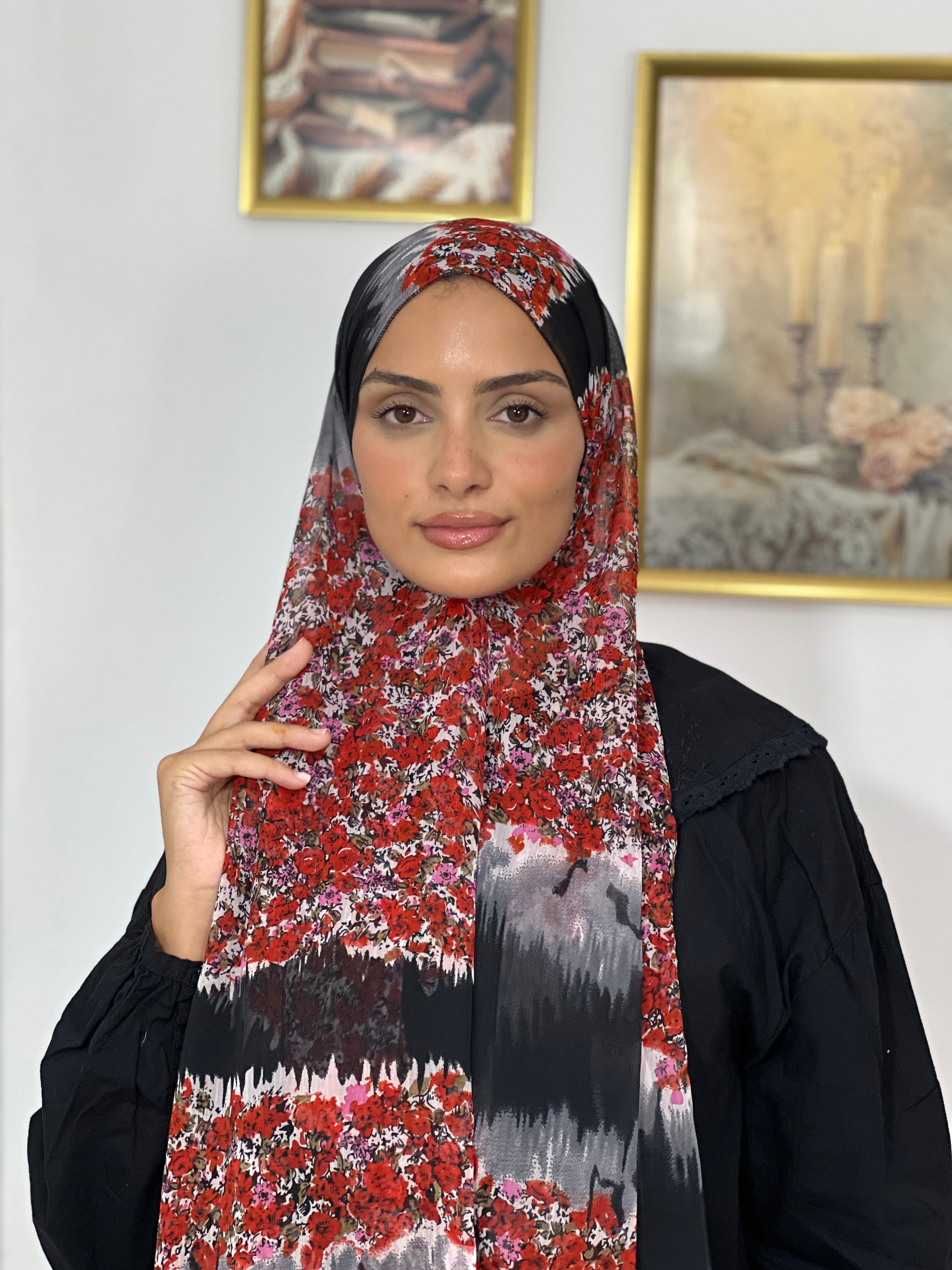 Allurina scarf - "Crimson Ombre"