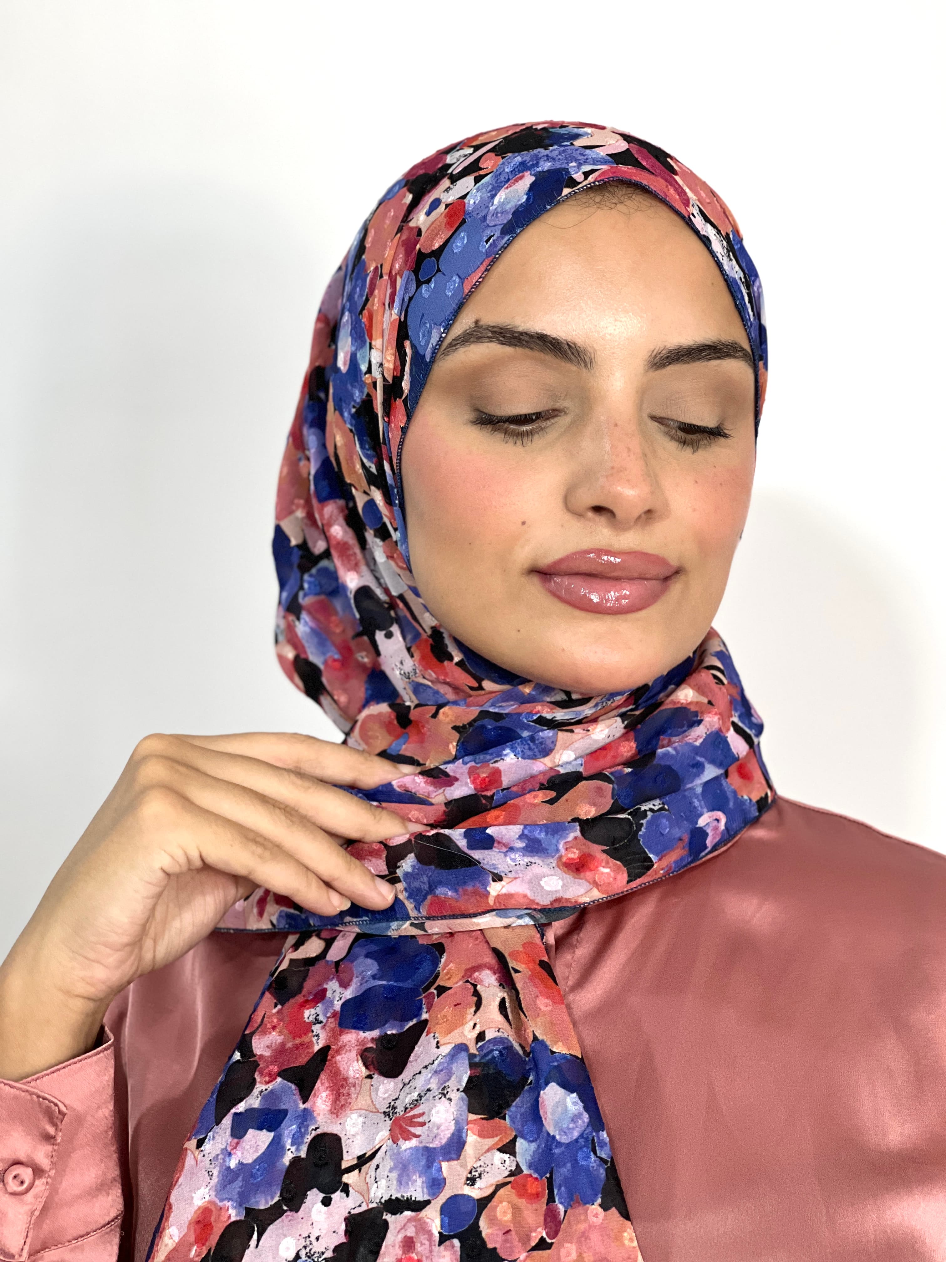 Allurina scarf - "Petal Splash"