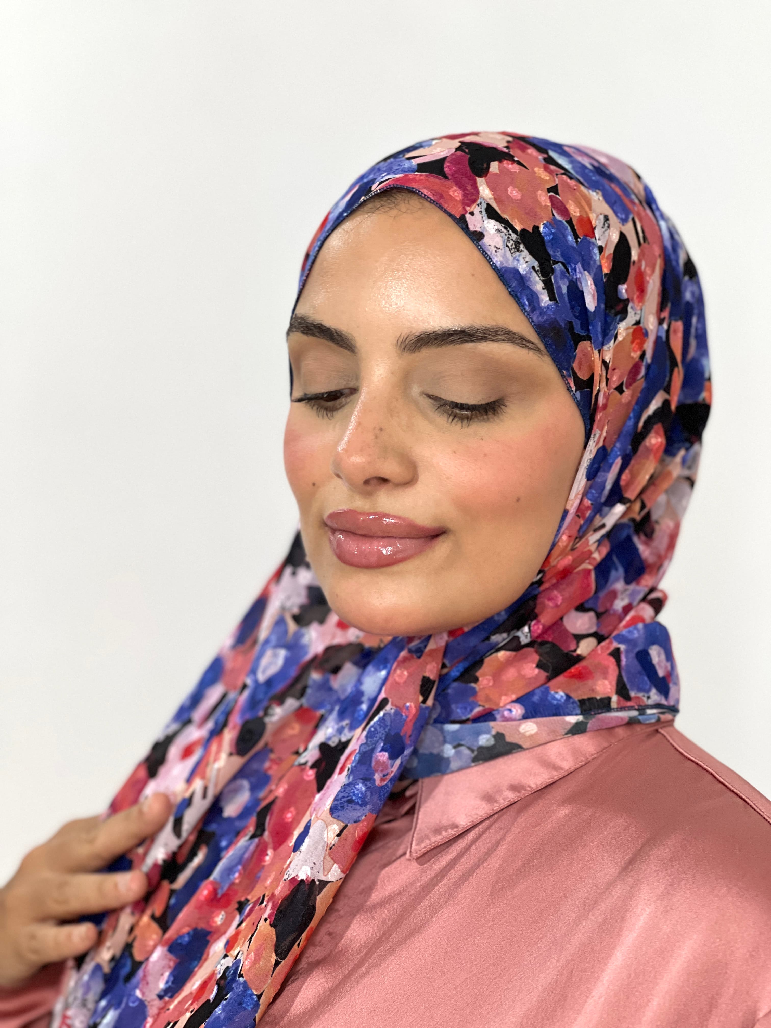 Allurina scarf - "Petal Splash"