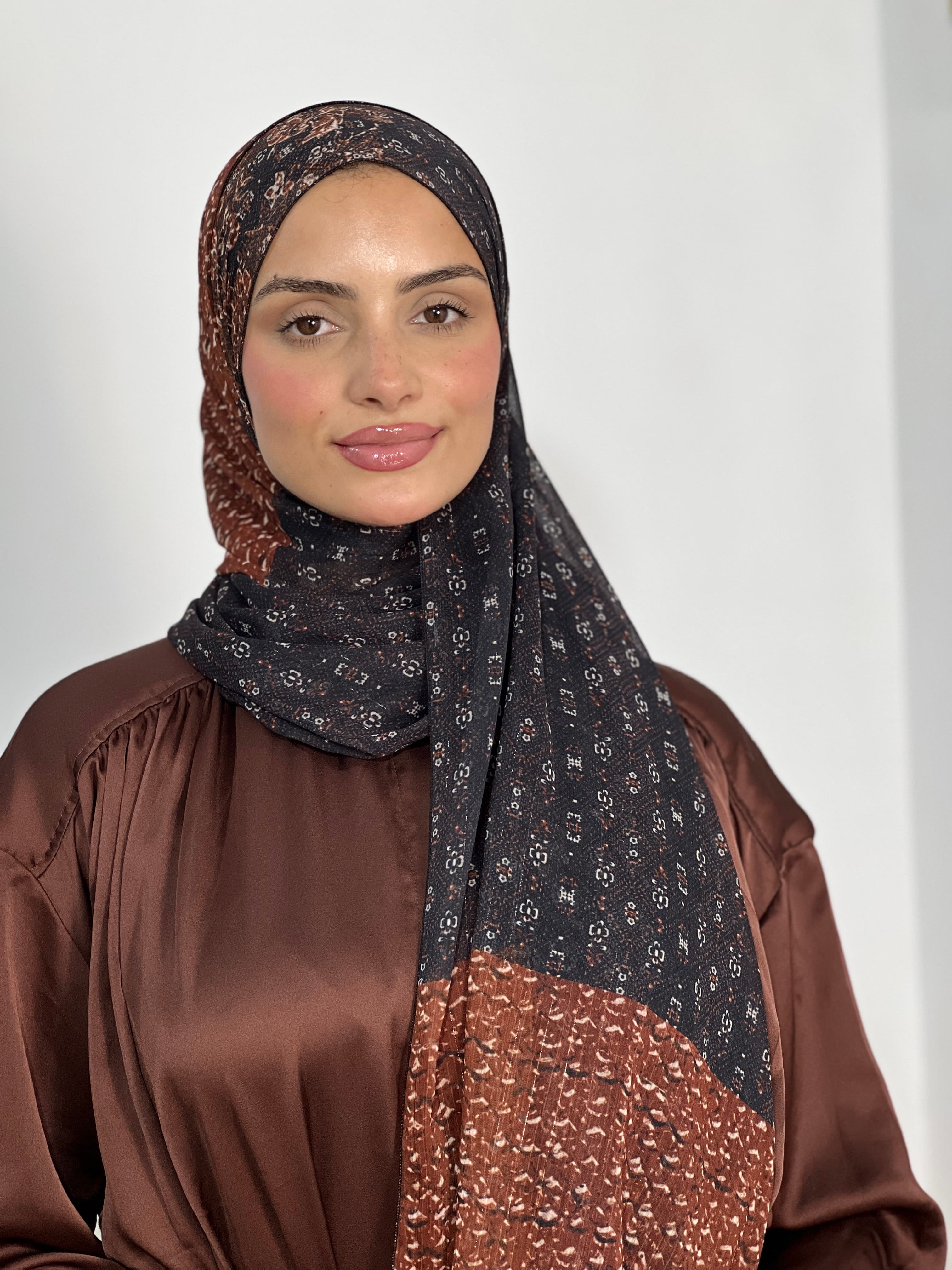 Allurina scarf - "Chocolate Noir"